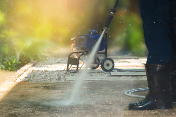 Professional Pressure Washing Services in Russell, KS
